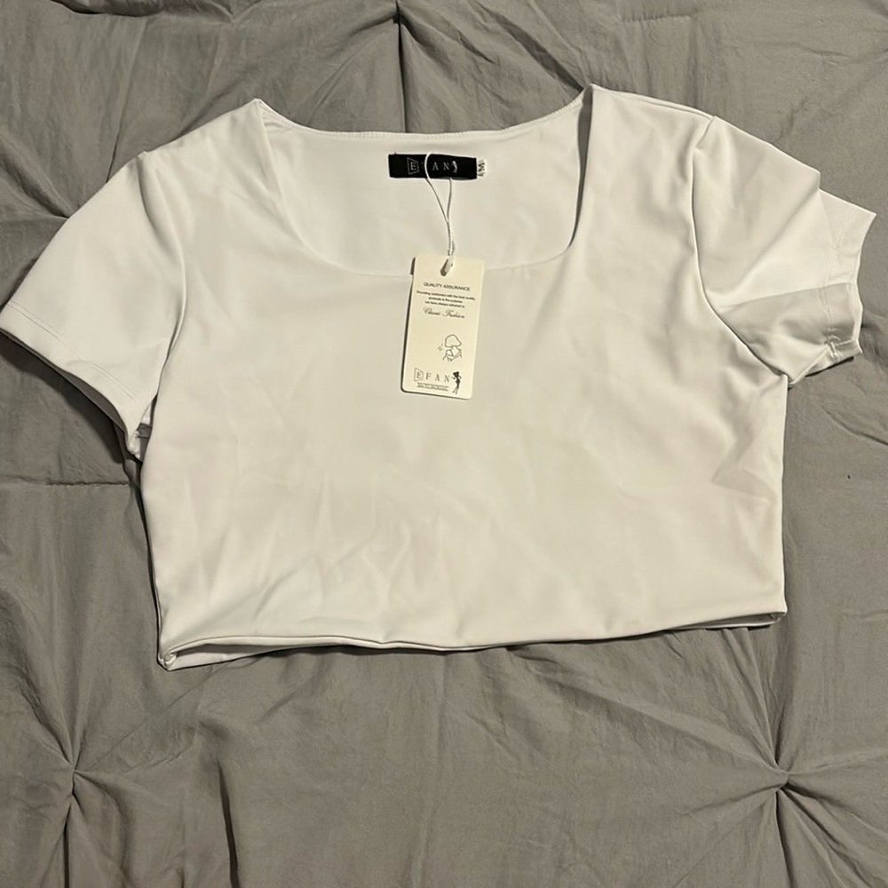 White short sleeve shit
